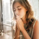 Os católicos católicos tremeram como ‘lucro ganancioso’, comunicações de fixação de pessoas que foram acusadas do cristianismo. Relatório de James Reinl