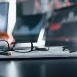 BSE, novos avisos sobre os perigos das ondas da rede; Você incentiva um ao outro a assumir um compromisso adequado antes de investir
