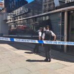 O nome da polícia tem 24 anos de abate na morte ao lado de um longo hotel para Lundon no meio de Londres